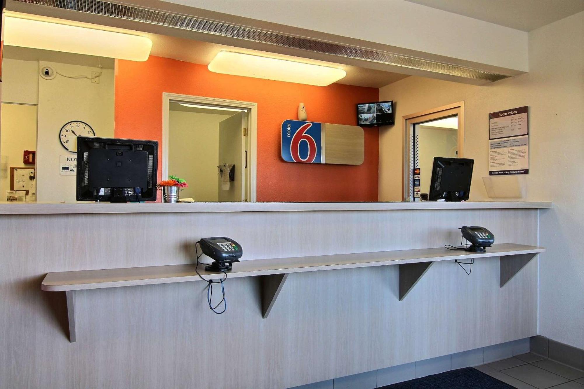Motel 6-Bismarck, Nd Luaran gambar